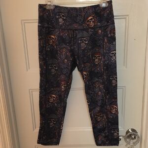 CVG ~ Pirate Medium Capri